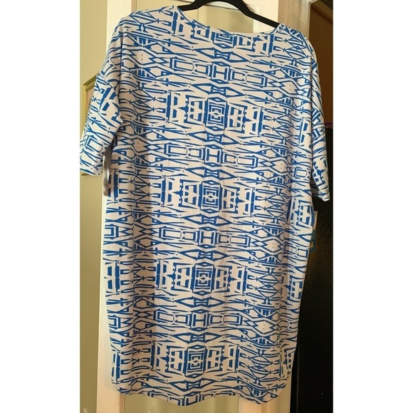 LuLaRoe Irma Tunic Top Size Medium - Picture 4 of 6